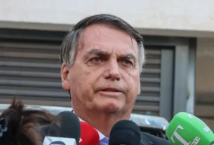 Bolsonaro pede anulação da delação de Cid e afastamento de Moraes